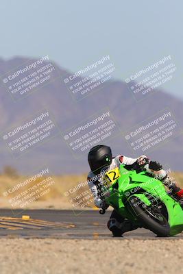 media/Mar-22-2025-CVMA (Sat) [[462c0ffedb]]/Race 13-Amateur Supersport Middleweight/